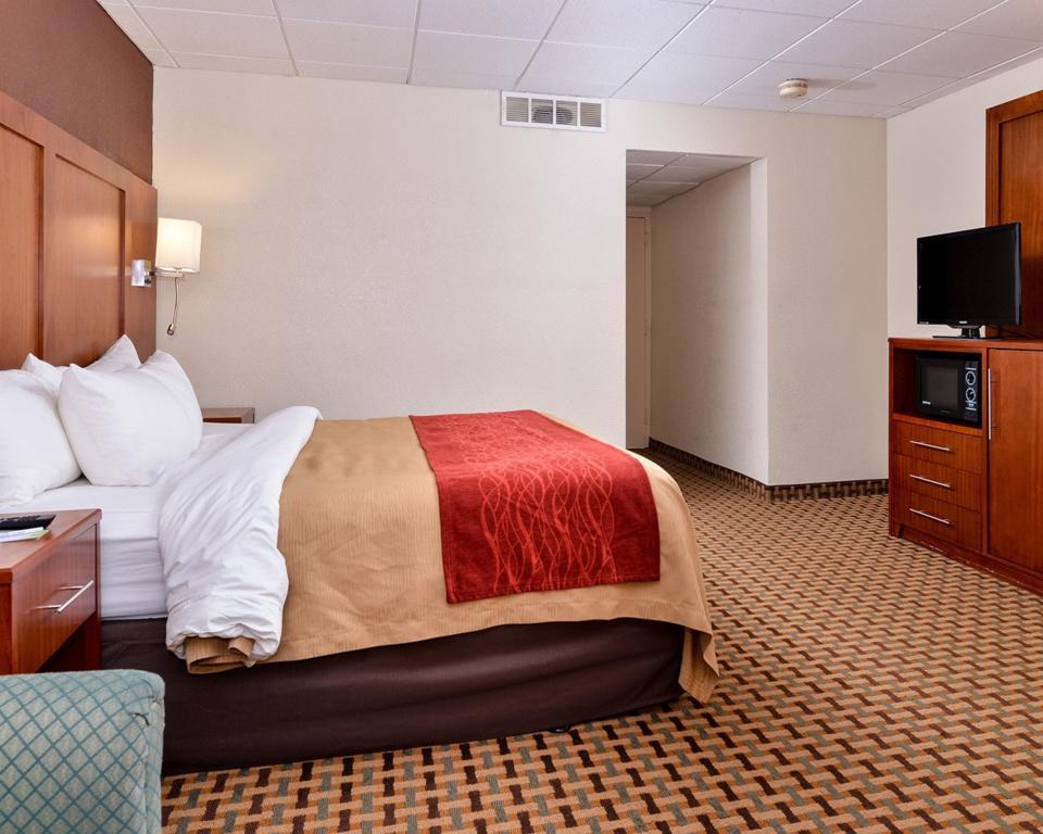 Quality Inn And Suites Conference Center 리치먼드 외부 사진