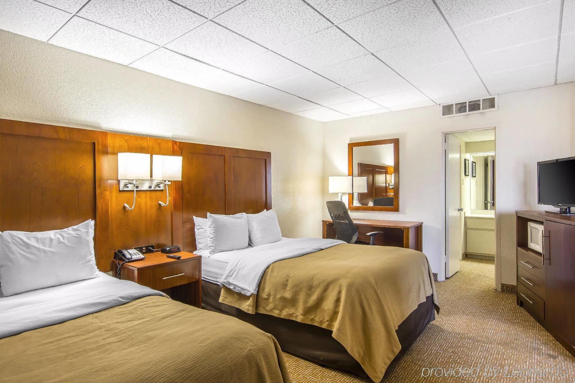 Quality Inn And Suites Conference Center 리치먼드 외부 사진