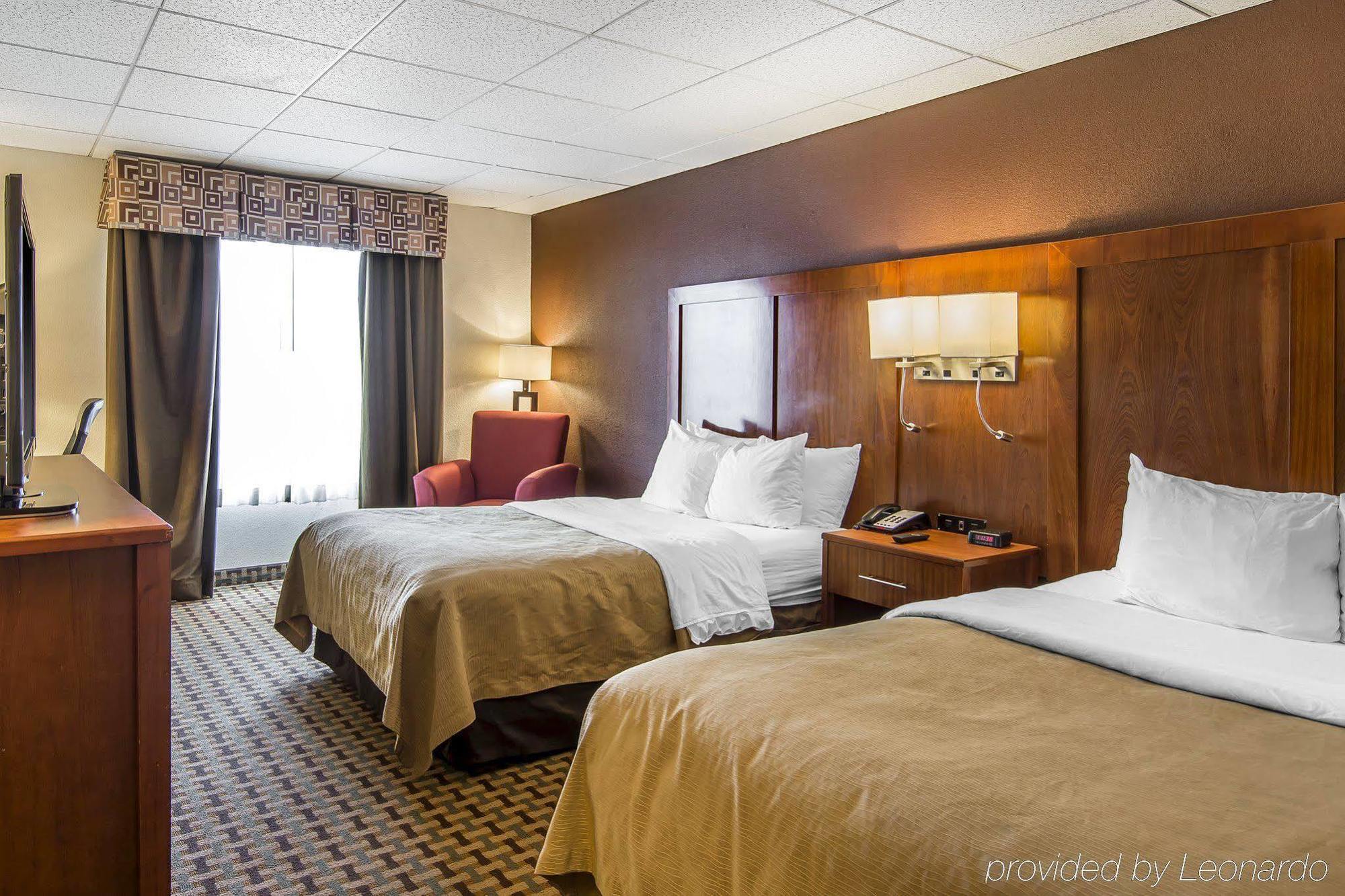 Quality Inn And Suites Conference Center 리치먼드 외부 사진