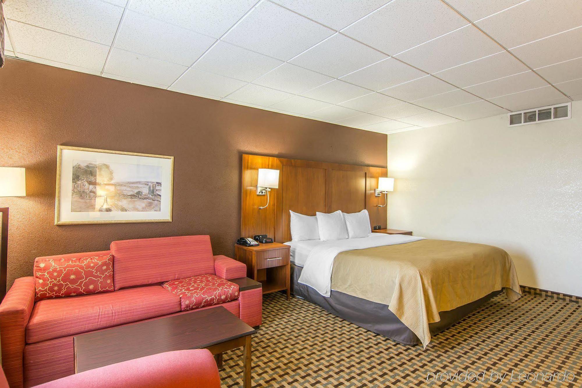 Quality Inn And Suites Conference Center 리치먼드 외부 사진